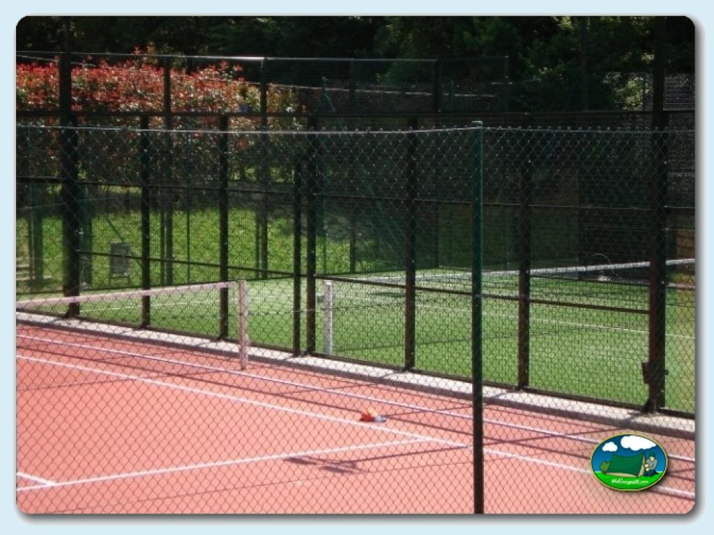 Camping Ribadesella foto de Pista de tenis
