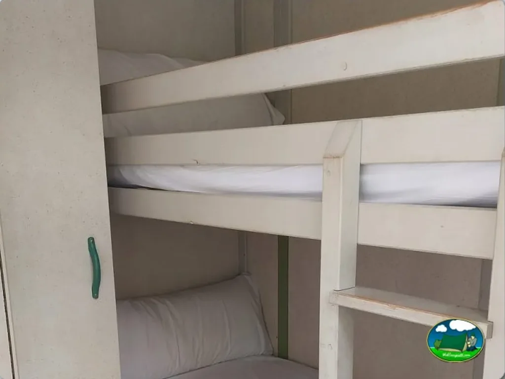 Literas en bungalow del Camping La Isla-Picos de Europa, Turieno (Cantabria)