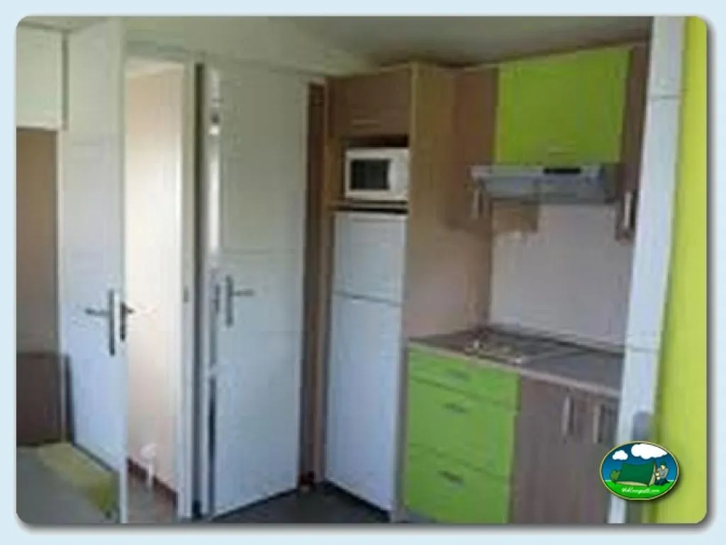 Mobil-home cocina equipada del Camping Colombres, Colombres en Ribadedeva (Asturias)
