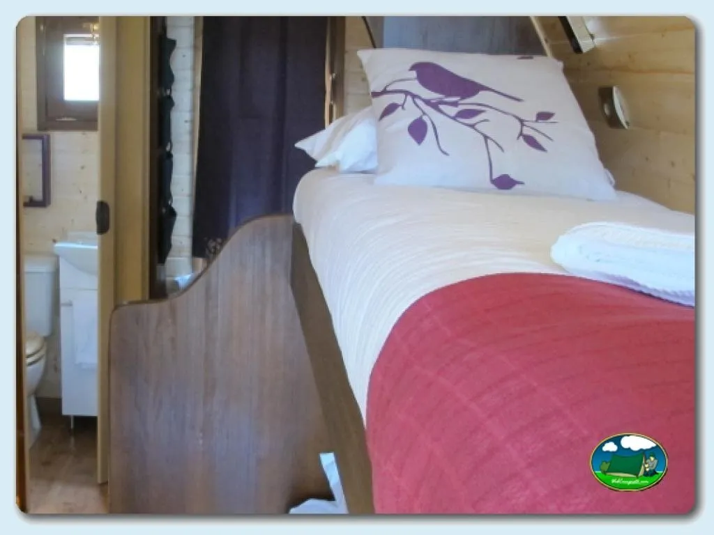 Camping Monte Holiday en Gargantilla del Lozoya. Madrid