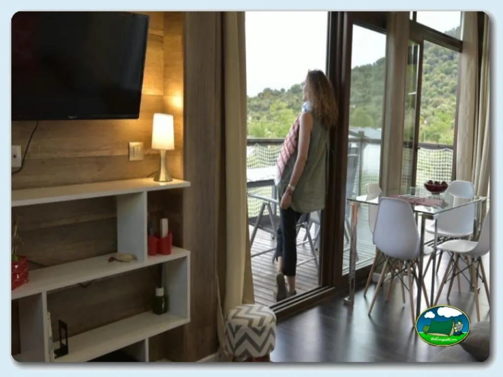 Camping Monte Holiday en Gargantilla del Lozoya. Madrid - imagen 3
