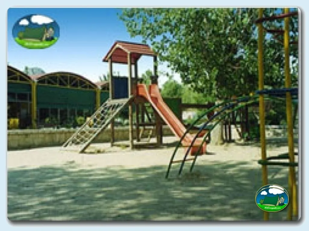 Camping Pico de la Miel en La Cabrera - imagen 3