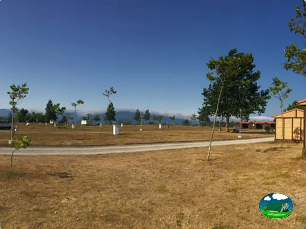 Camping Playa de Arija en Arija, Burgos - imagen 4