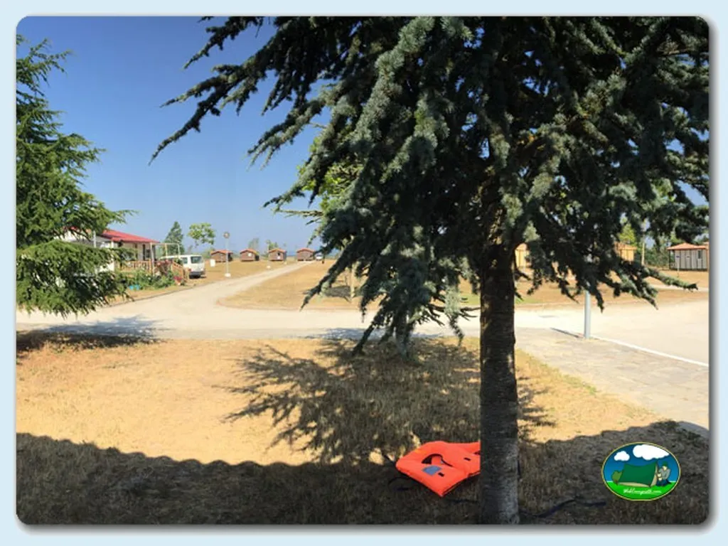 Camping Playa de Arija en Arija, Burgos