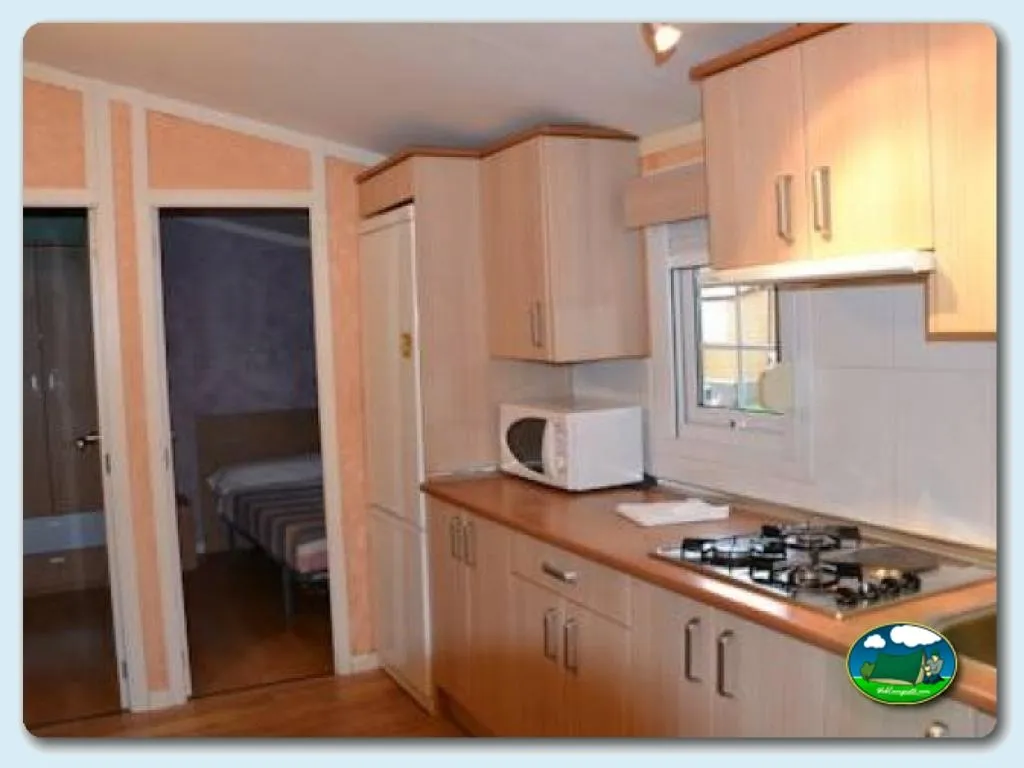 Camping Fuentes Blancas en (Burgos), Burgos - imagen 2