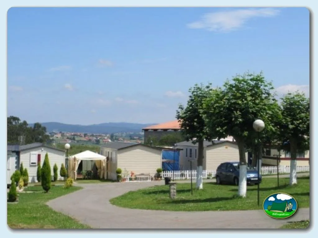Mobil-home con vistas a la montaña del Camping Altamira, Cantabria (Cantabria)