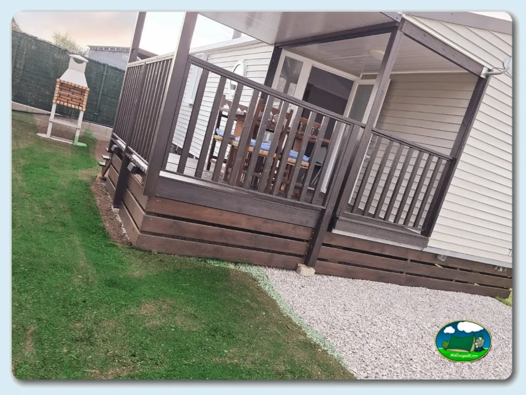 Mobil-home con terraza y parcela del Camping El Arbolado, Loredo (Cantabria)