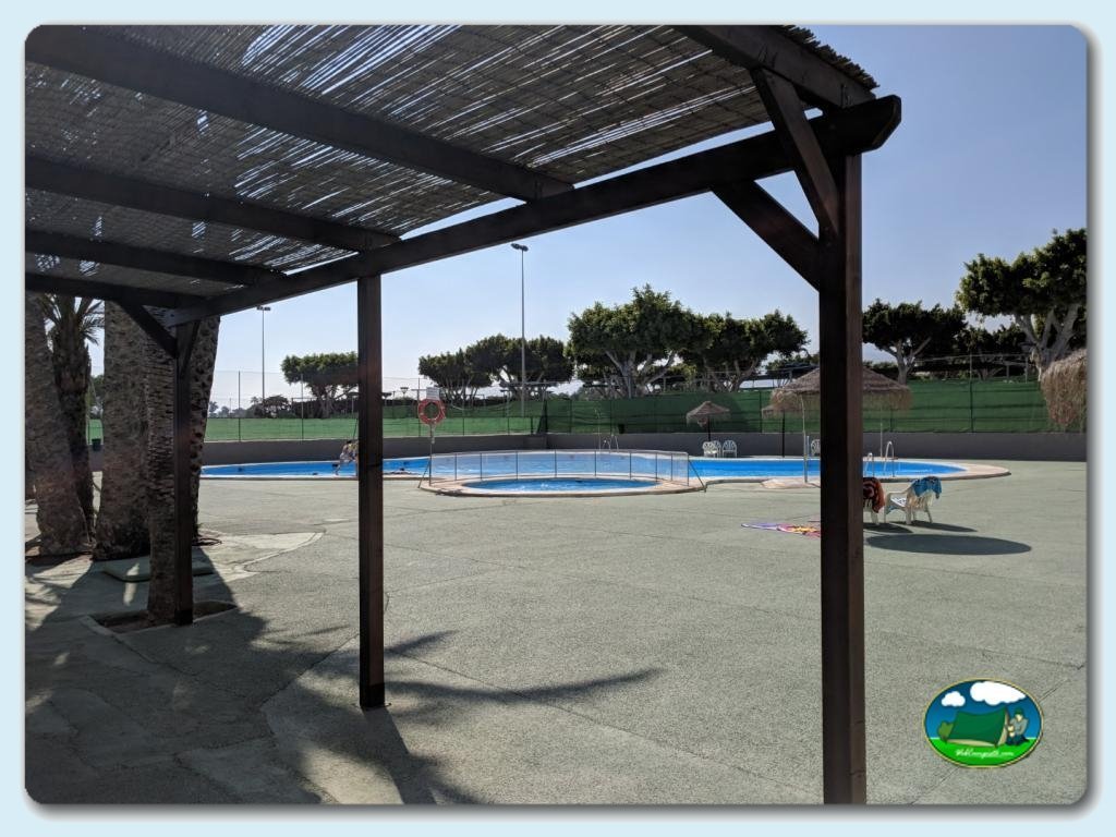 Piscina en Camping Roquetas, Almería, España
