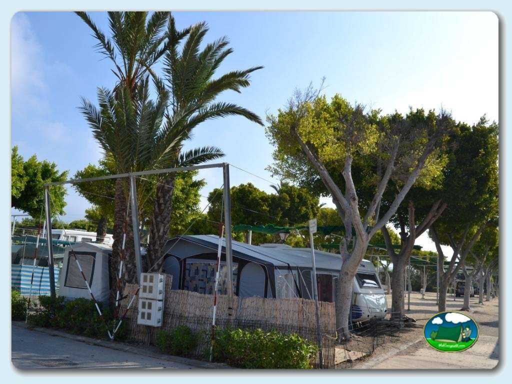 Zona de acampada en Camping Roquetas, Almería, España