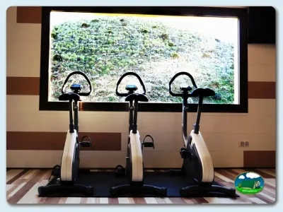 Spa con bicicletas estáticas del Camping Los Escullos, Almería (Almería)