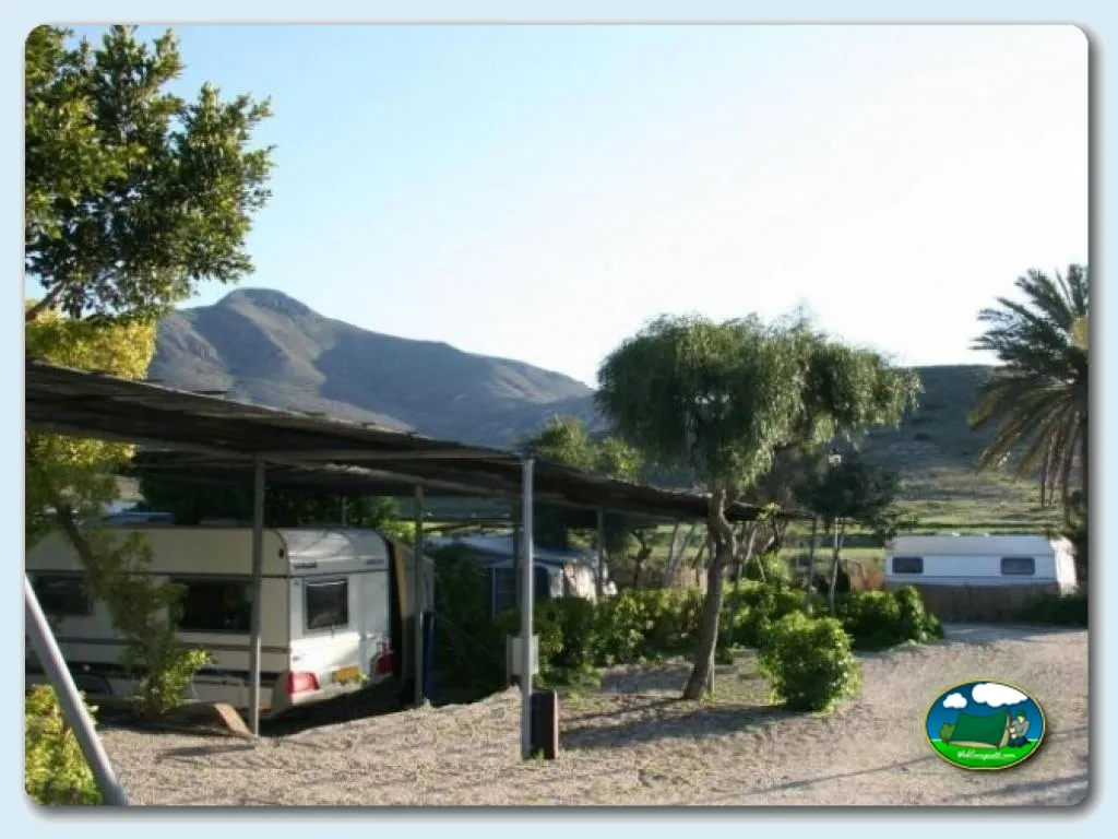 Camping Los Escullos