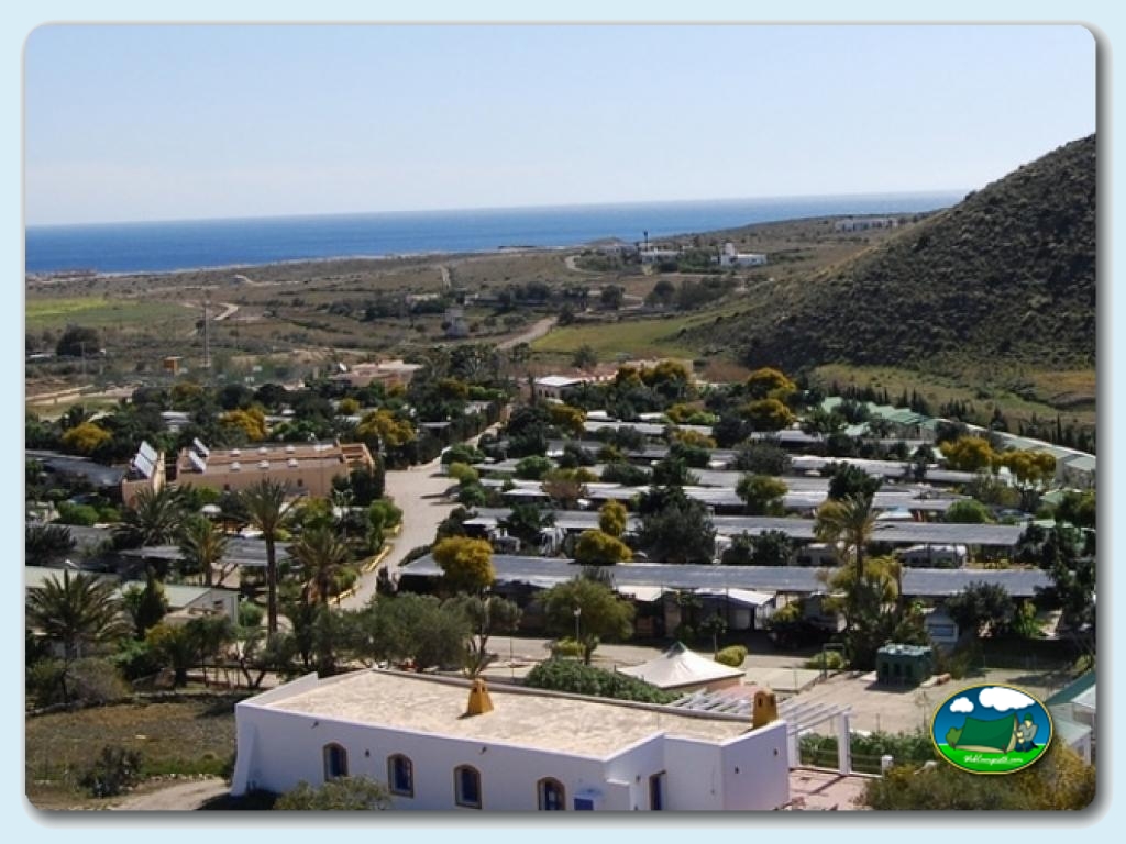 Camping Los Escullos