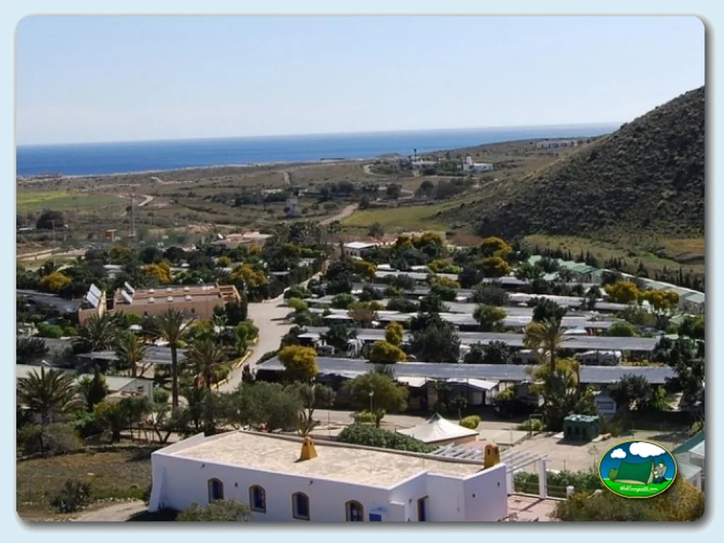 Camping Los Escullos