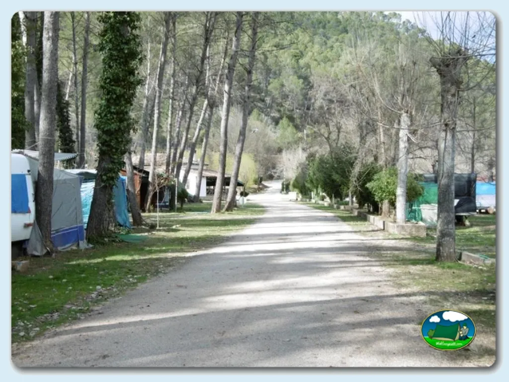Camping Fuente de la Pascuala en Cotorrios, Jaén