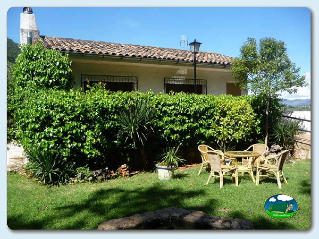 Camping Rio Los Molinos en Siles