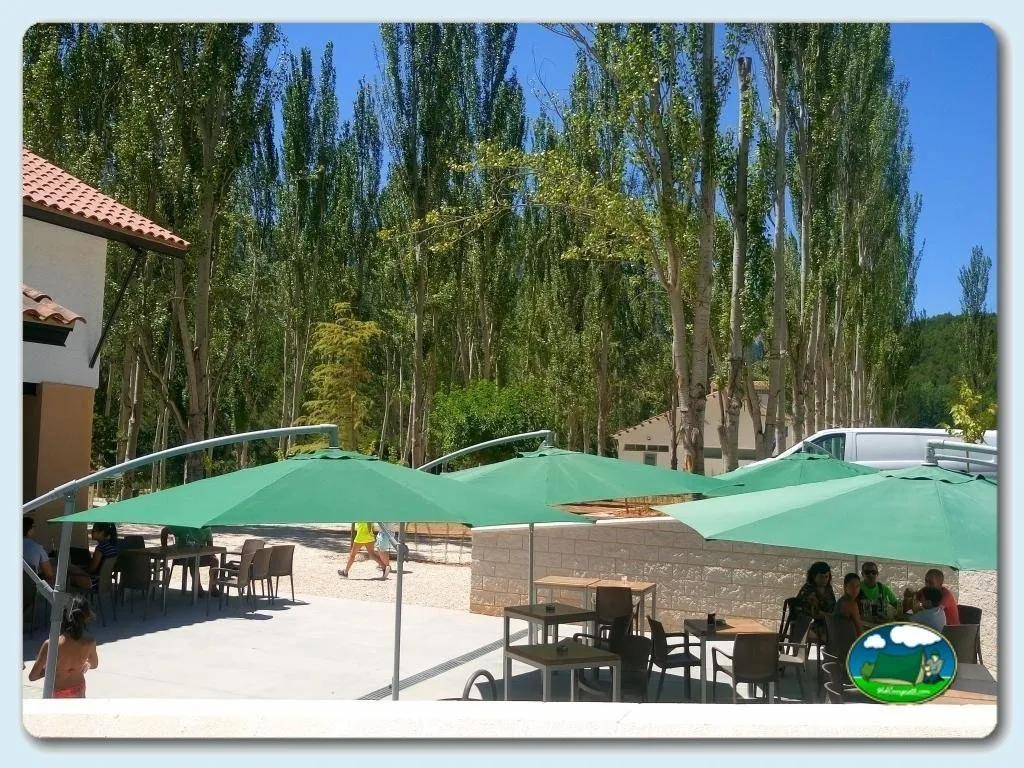 Camping Rio Tus en Yeste