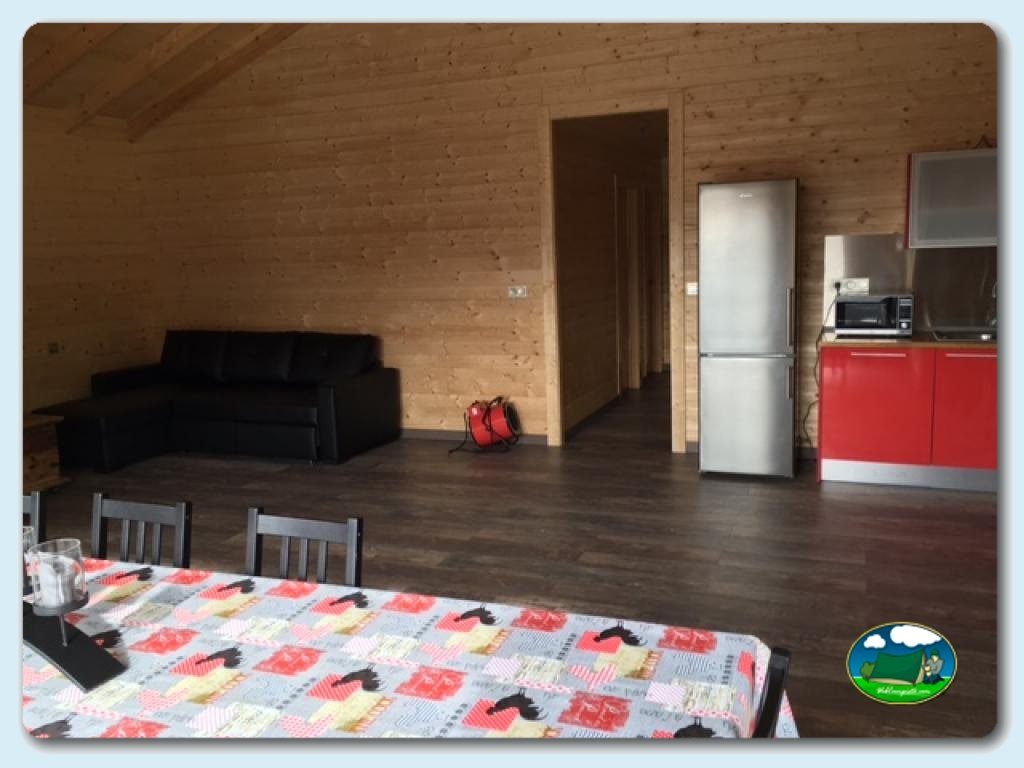 Casa de madera en Camping Las Nogueras de Nerpio, Albacete, España