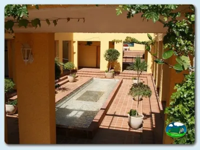 Bungalow con terraza y jardín del Camping Playa de Mazarrón, Bolnuevo (Murcia)