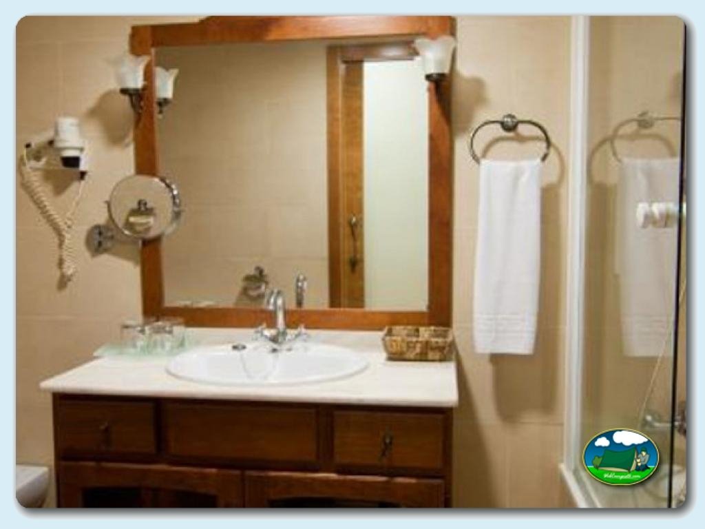 Hotel Las Palmeras en Camping Internacional Las Palmeras, Alicante, España