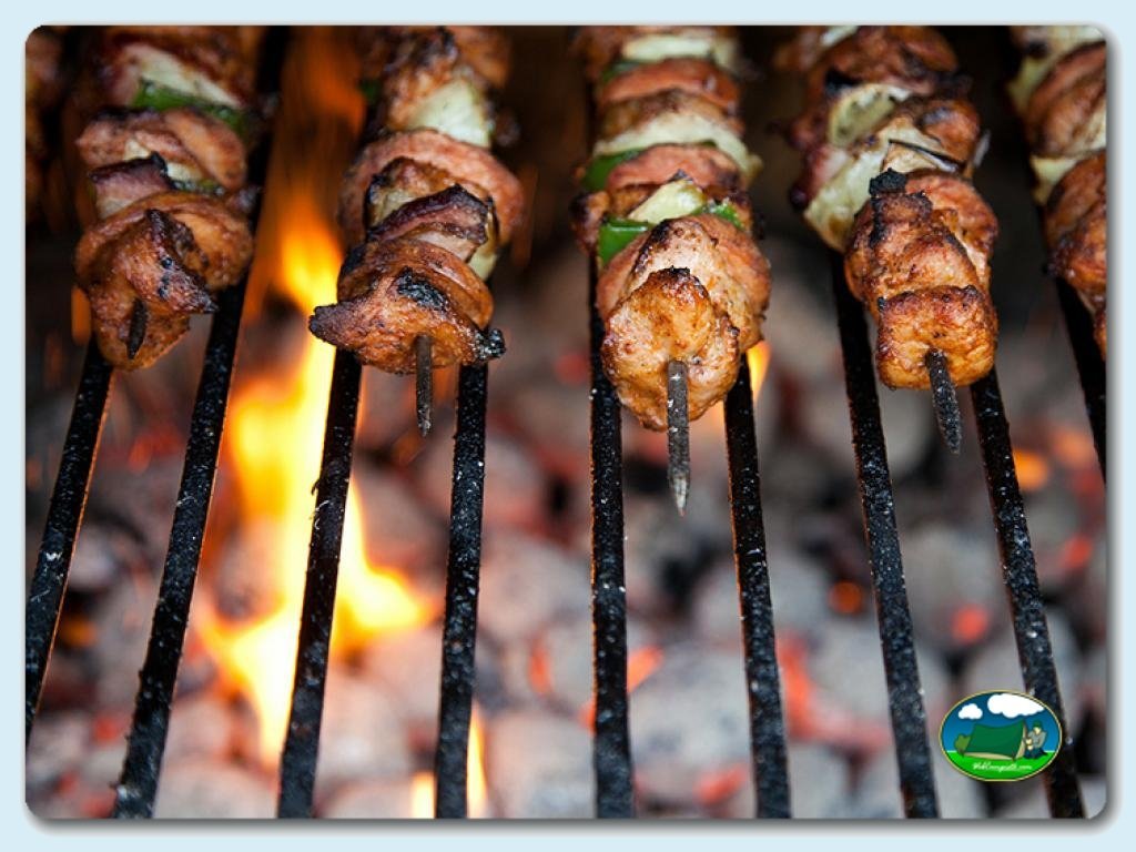 Barbacoas / Paelleros en Camping Mariola, Valencia, España