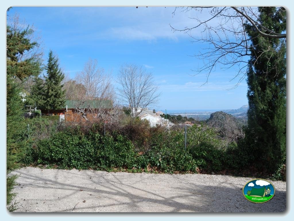 Parcelas en Camping  Vall de Laguar, Alicante, España