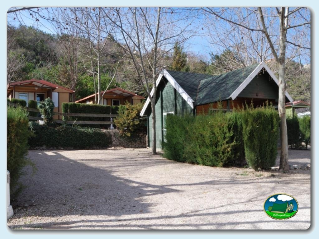 Parcelas en Camping  Vall de Laguar, Alicante, España