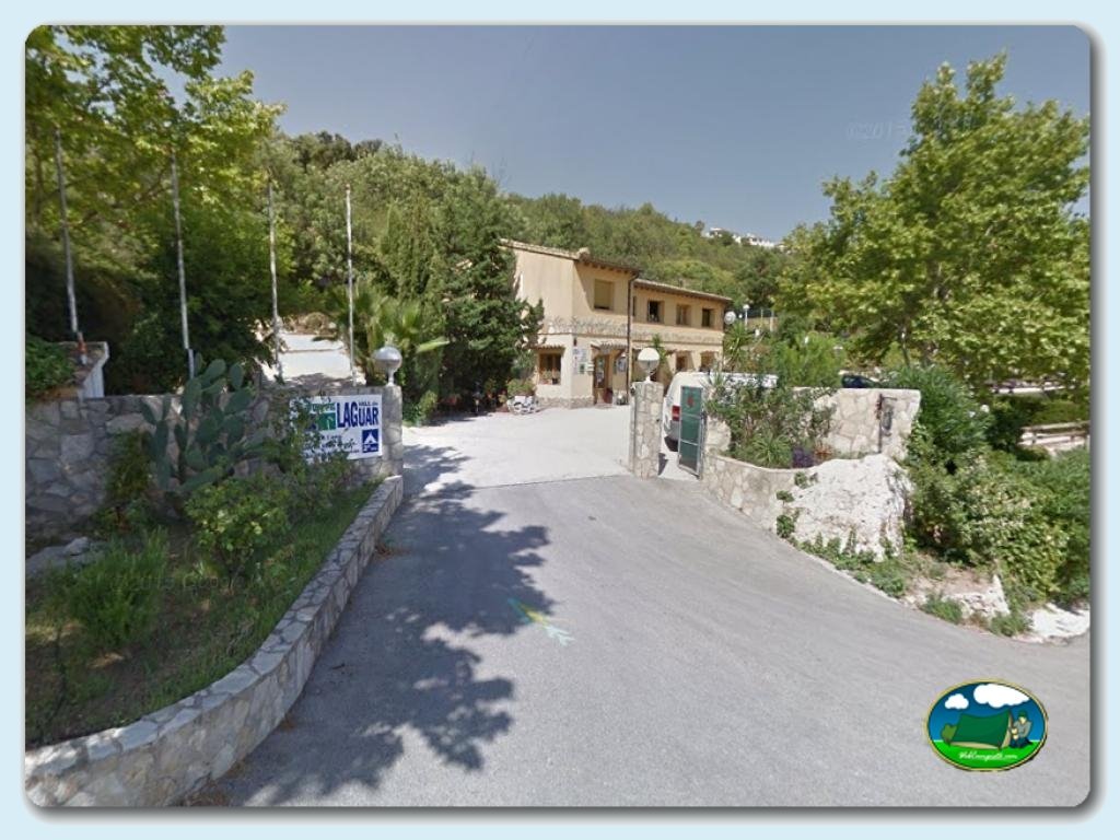 Entrada en Camping  Vall de Laguar, Alicante, España