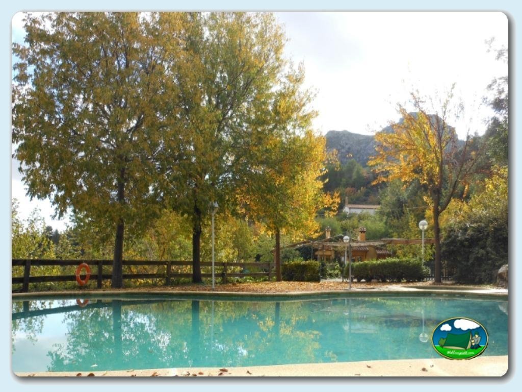 Piscina en Camping  Vall de Laguar, Alicante, España
