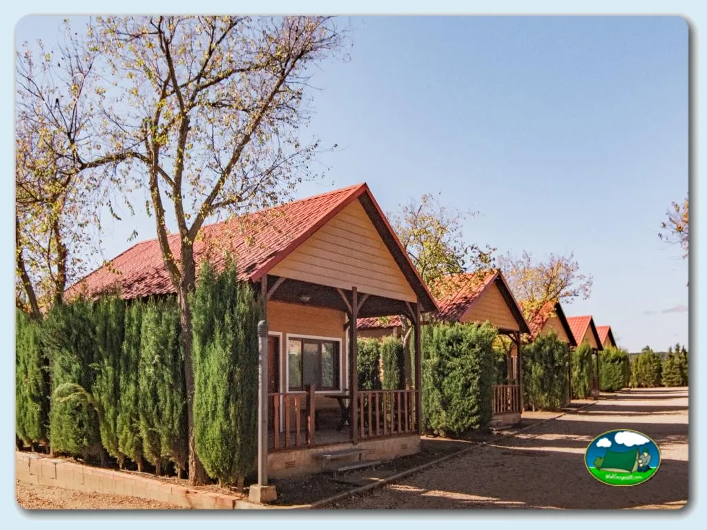 Camping Kikopark Rural en Villargordo del Cabriel, Valencia - imagen 3