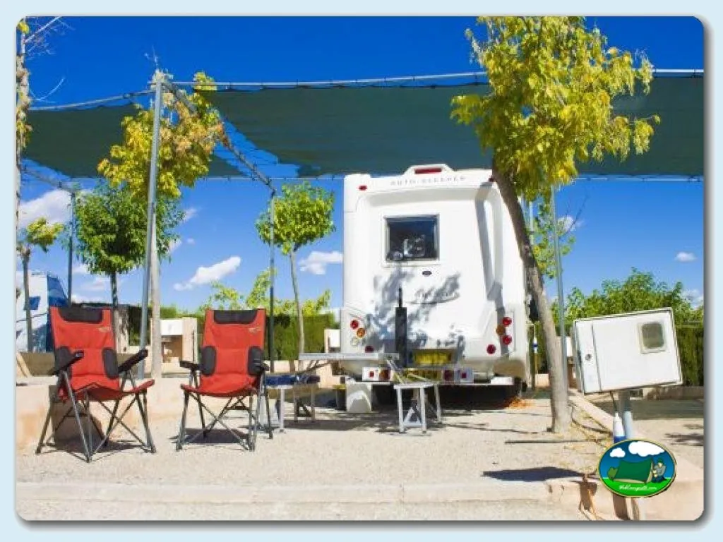 Camping Altomira en Navajas
