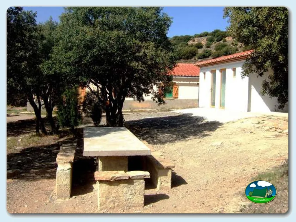 Camping Torre de los Frailes en Nogueruelas, Teruel - imagen 2