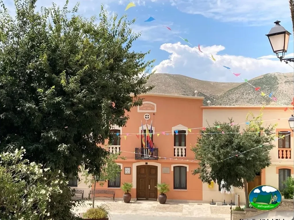 Camping La Vall en Alcalá de la Jovada