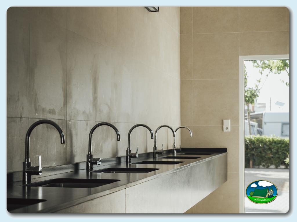 PARCELA GRAN CONFORT en Camping Kikopark Oliva, Valencia, España