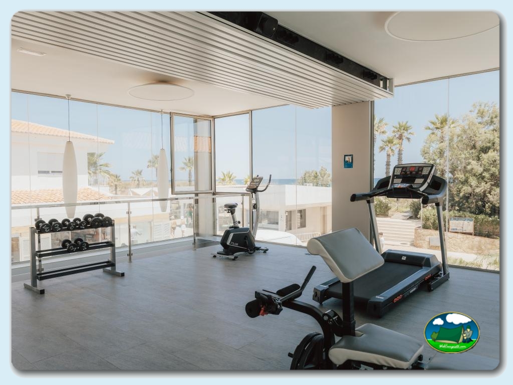 PARCELA GRAN CONFORT en Camping Kikopark Oliva, Valencia, España