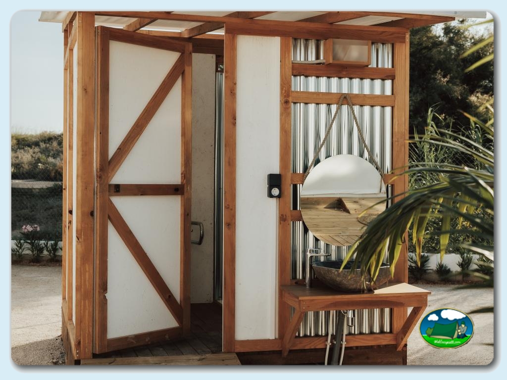 GLAMPING en Camping Kikopark Oliva, Valencia, España