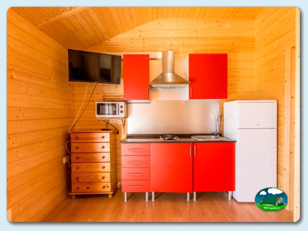 Casa de Madera en Camping San Vicente, Valencia, España