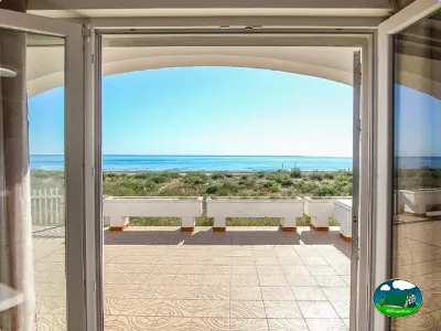 Bungalow con vistas al mar, primera línea del Camping San Vicente, Xeraco (Valencia)