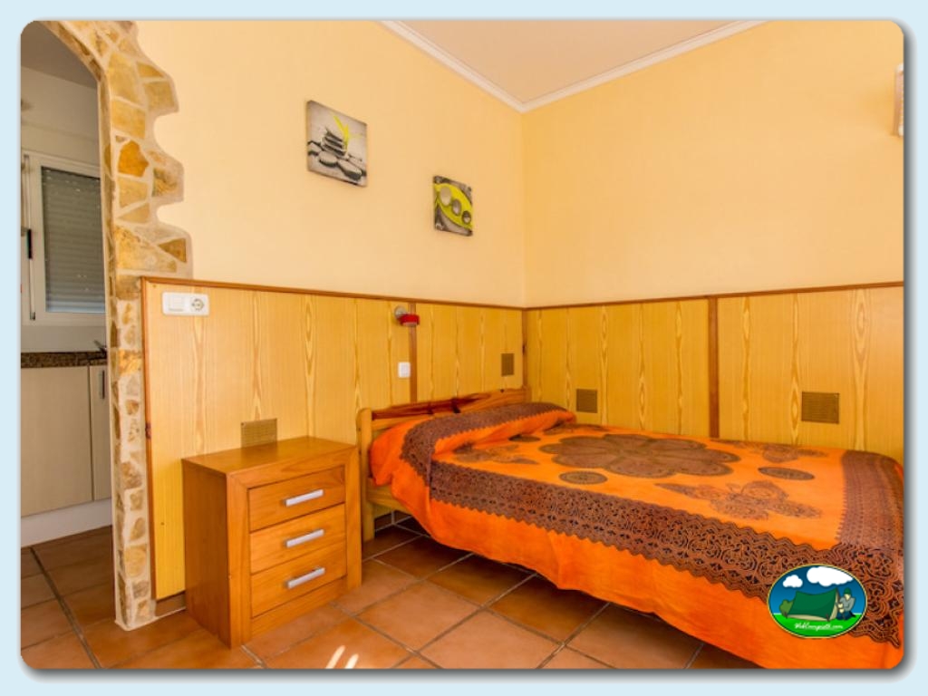 Estudios en Camping San Vicente, Valencia, España