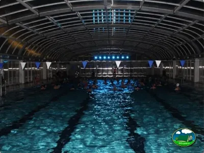 Piscina climatizada cubierta del Camping San Vicente, Xeraco (Valencia)
