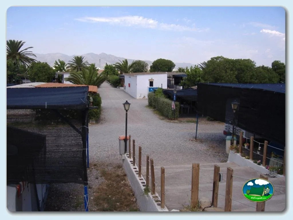 Parcela con vistas a la montaña del Camping Costa de Levante, Nules (Castellón)