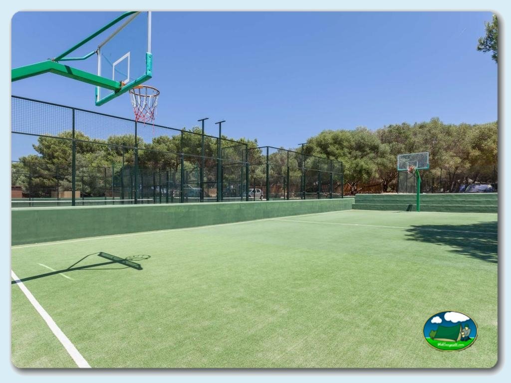 Zonas deportivas en Camping Son Bou, España