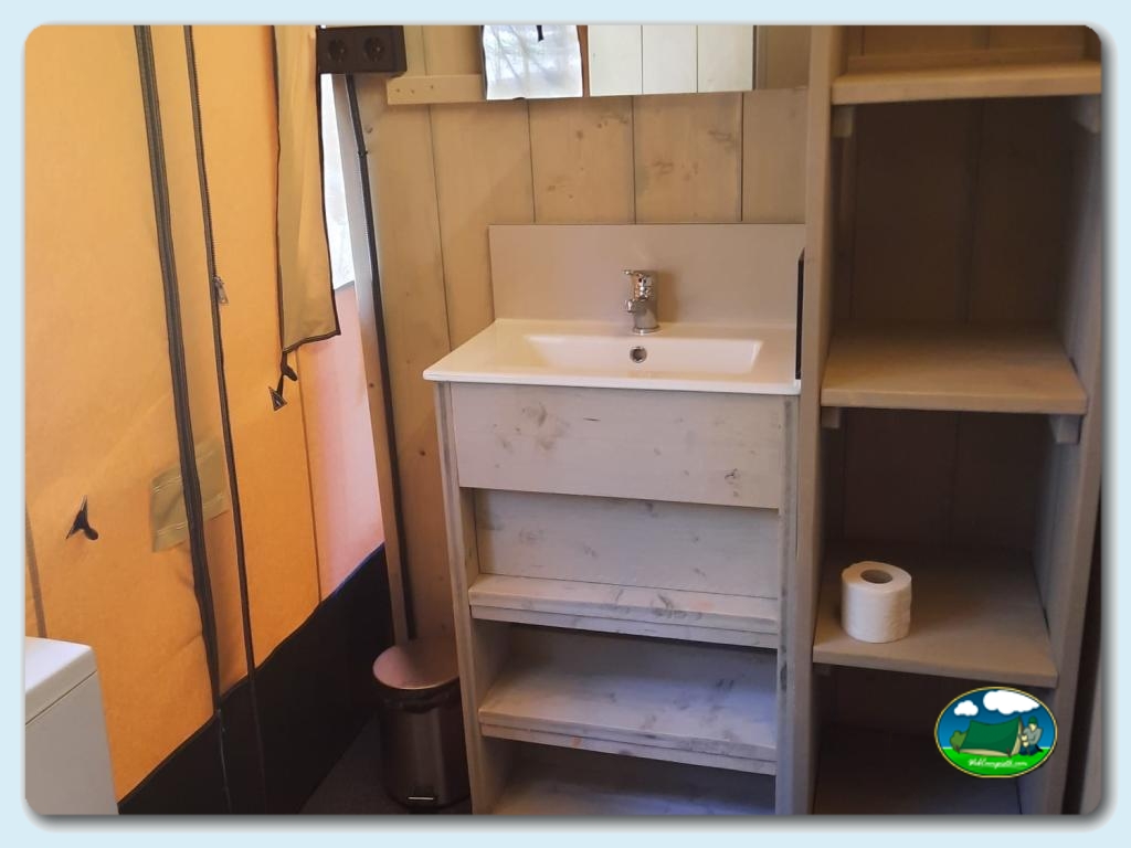 Tienda Binisafari 2/3 pax en Camping Son Bou, España