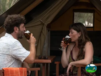 Glamping tienda de acampada con terraza del Camping Son Bou, Alaior (Menorca)