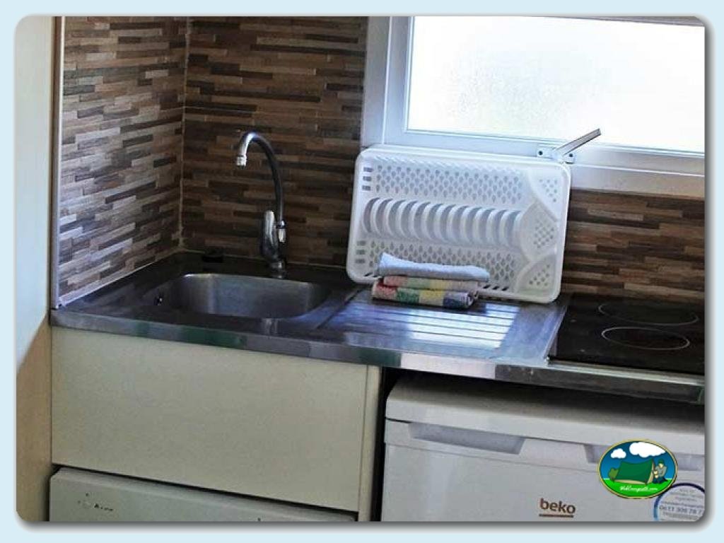 Bungalow Gitotel Trianon en Camping Bravoplaya, Castellón, España