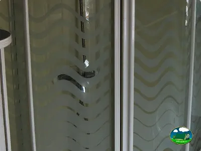 Aseos del Camping Bravoplaya, Ribera de cabanes (Castellón)