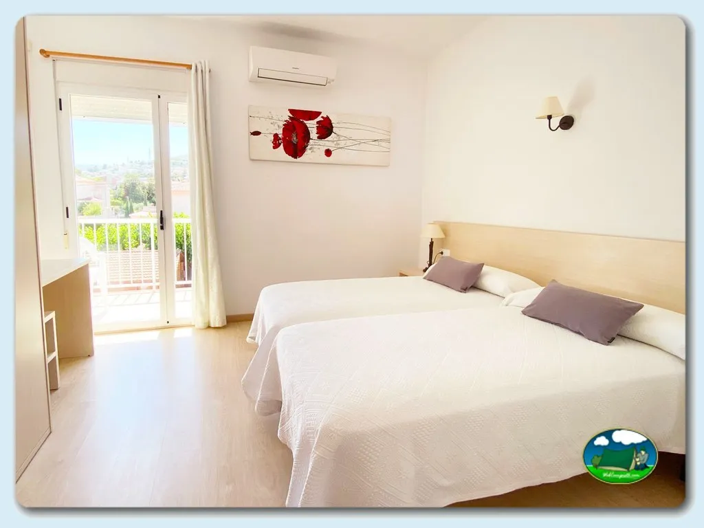 Bungalow con vistas al paisaje, aire acondicionado y balcón del Camping Ferrer, Peñiscola (Castellón)