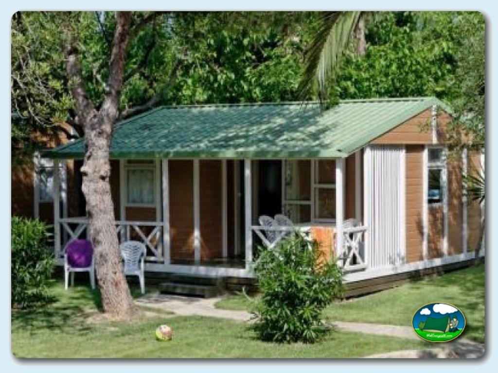 Chalet Luxe 3 habitaciones 6P en Camping La Torre del Sol, Tarragona, España