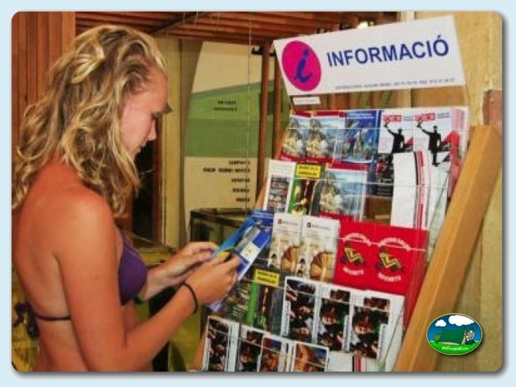 Recepci&oacute;n en Camping La Torre del Sol, Tarragona, España